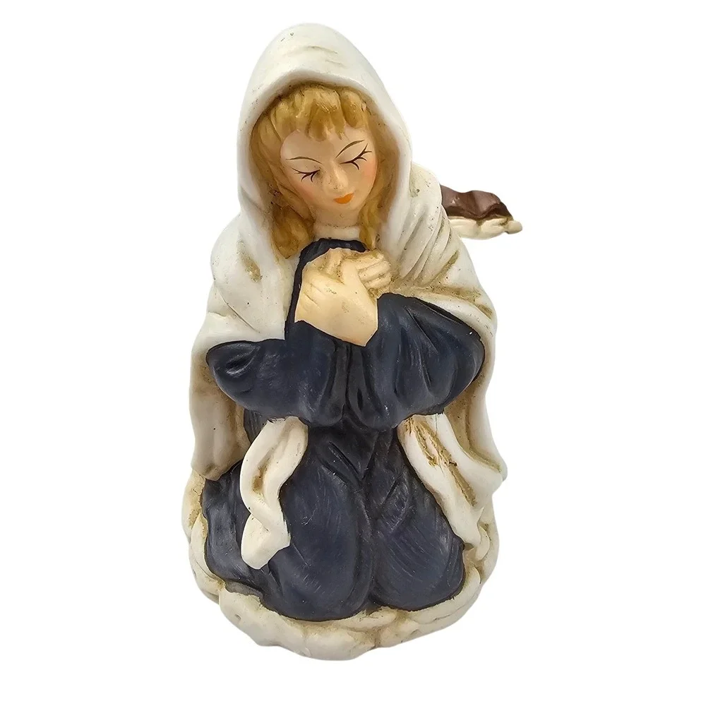 Vintage Porcelain‎ Nativity Set 8 Piece Christmas Holiday Decoration